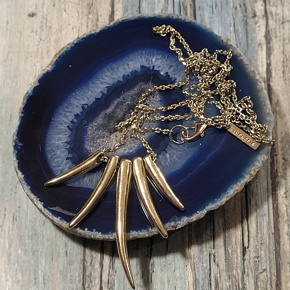 Mythologie Long Necklace.